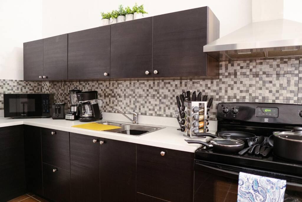 Apartment Peaceful Apt Near La Fortaleza In Osj // 65 Fort 7a *