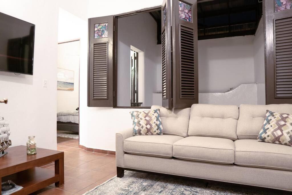 Apartment Peaceful Apt Near La Fortaleza In Osj // 65 Fort 7a