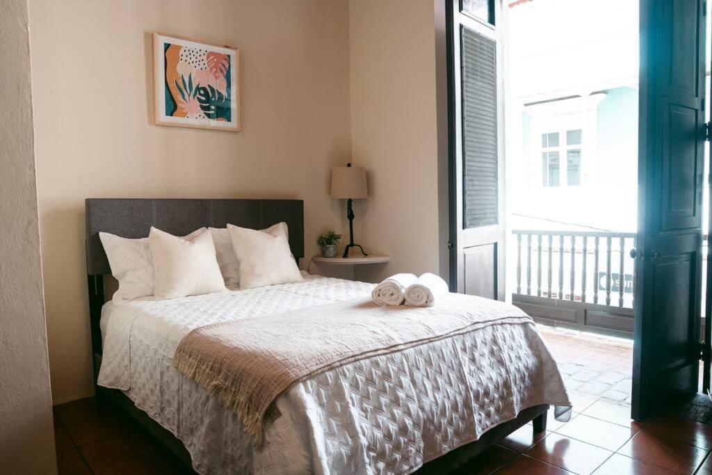 Apartment Colonial Style Apt Located In Great Location Osj