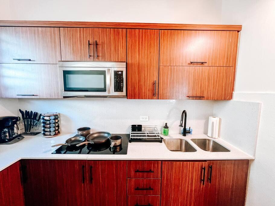 Aponte Rustic House - Walking To Beach - Villa San Juan