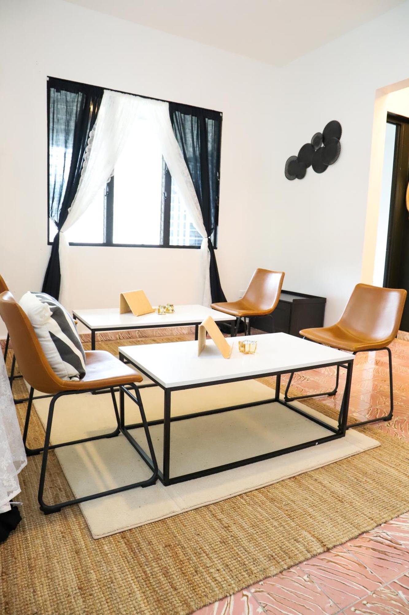 Private In Duplex 4 Bath Fq Beds 1-3ppl Homestay