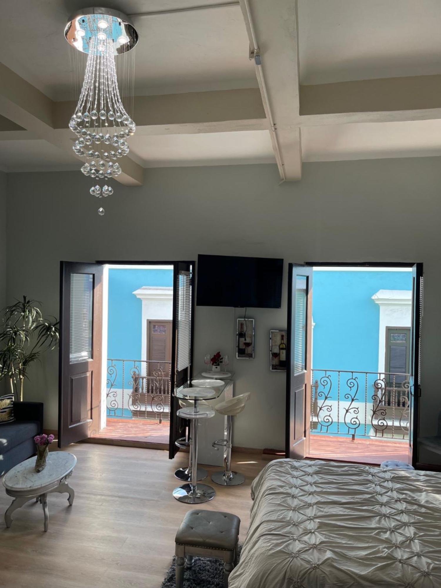 Apartment The Balconies Studio, The Marilyn & The Crystal At Casa Of Essence In Old San Juan