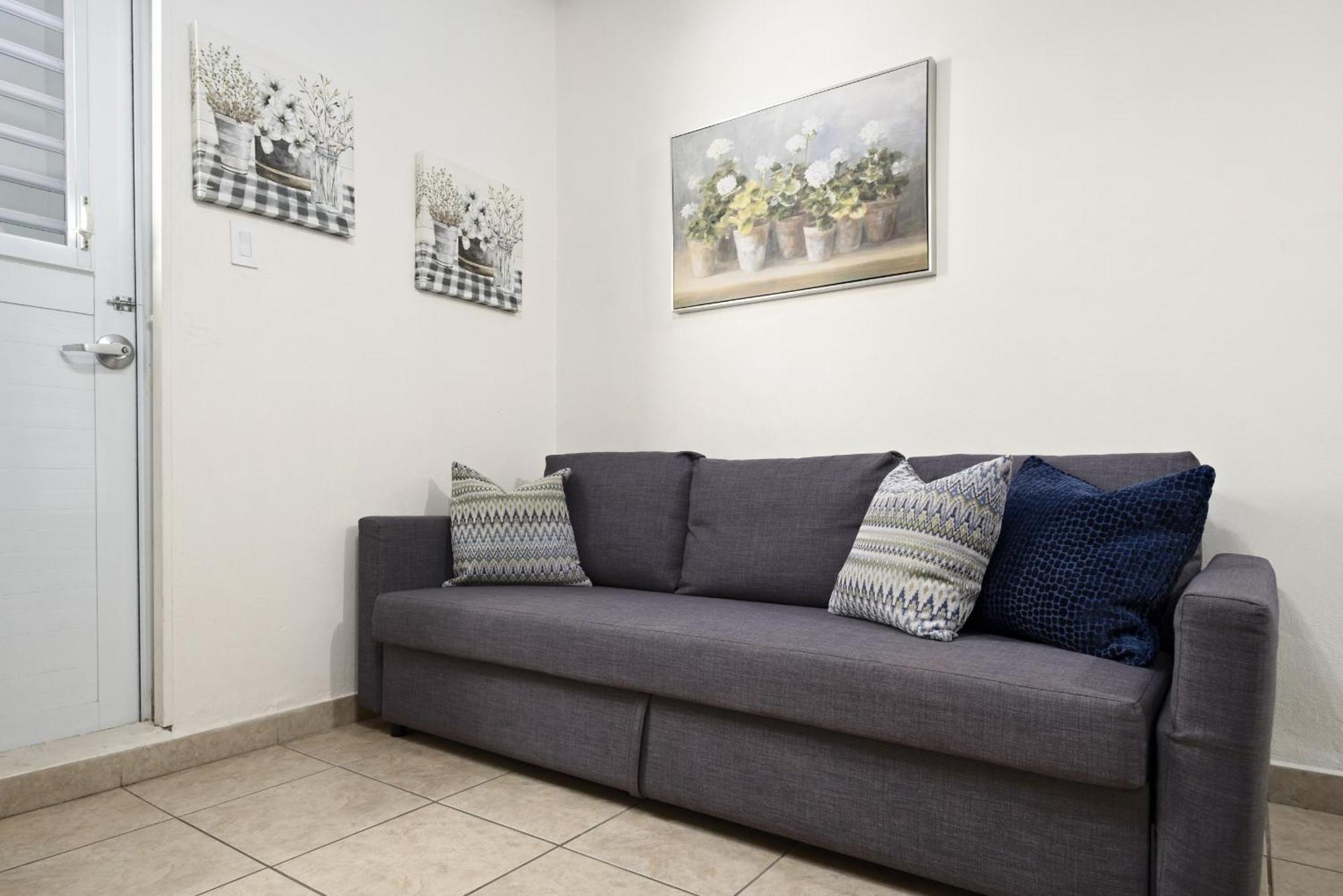 Prime Location At Condado With Rooftop Oasis - 2&3 Apartment