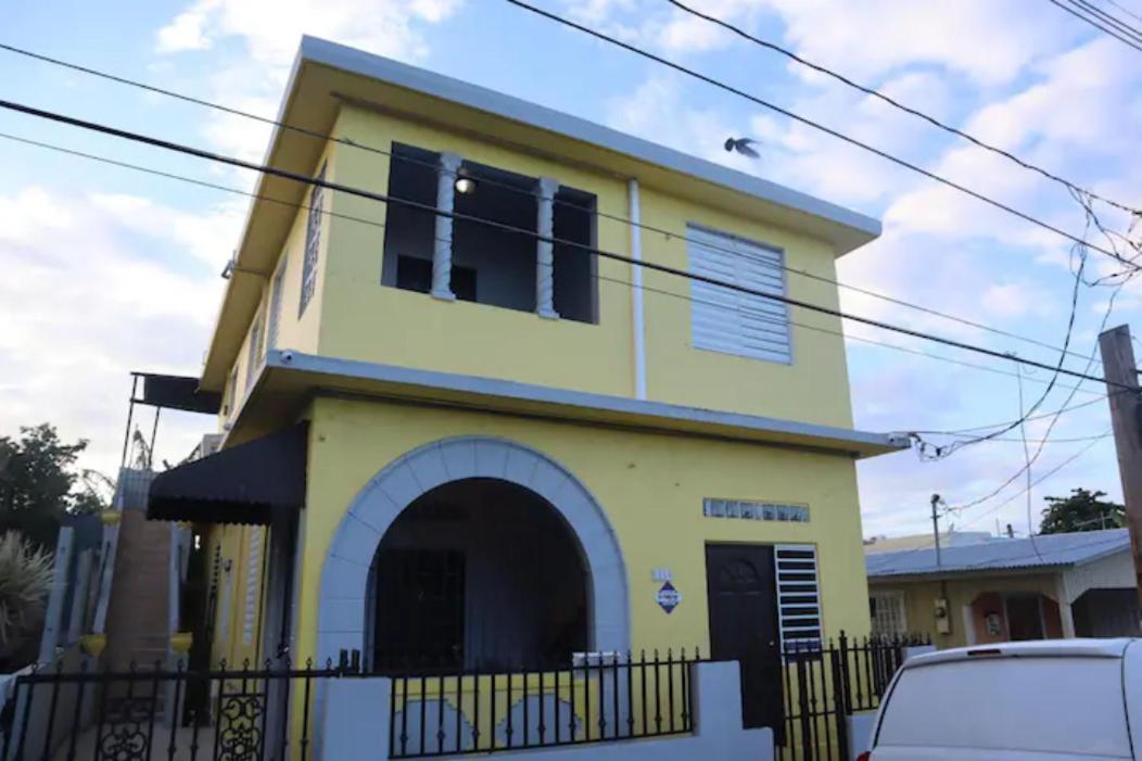 Del Valle Unit 2, Economical Large Near Beach, Sleeps Up To 4 Apartment San Juan