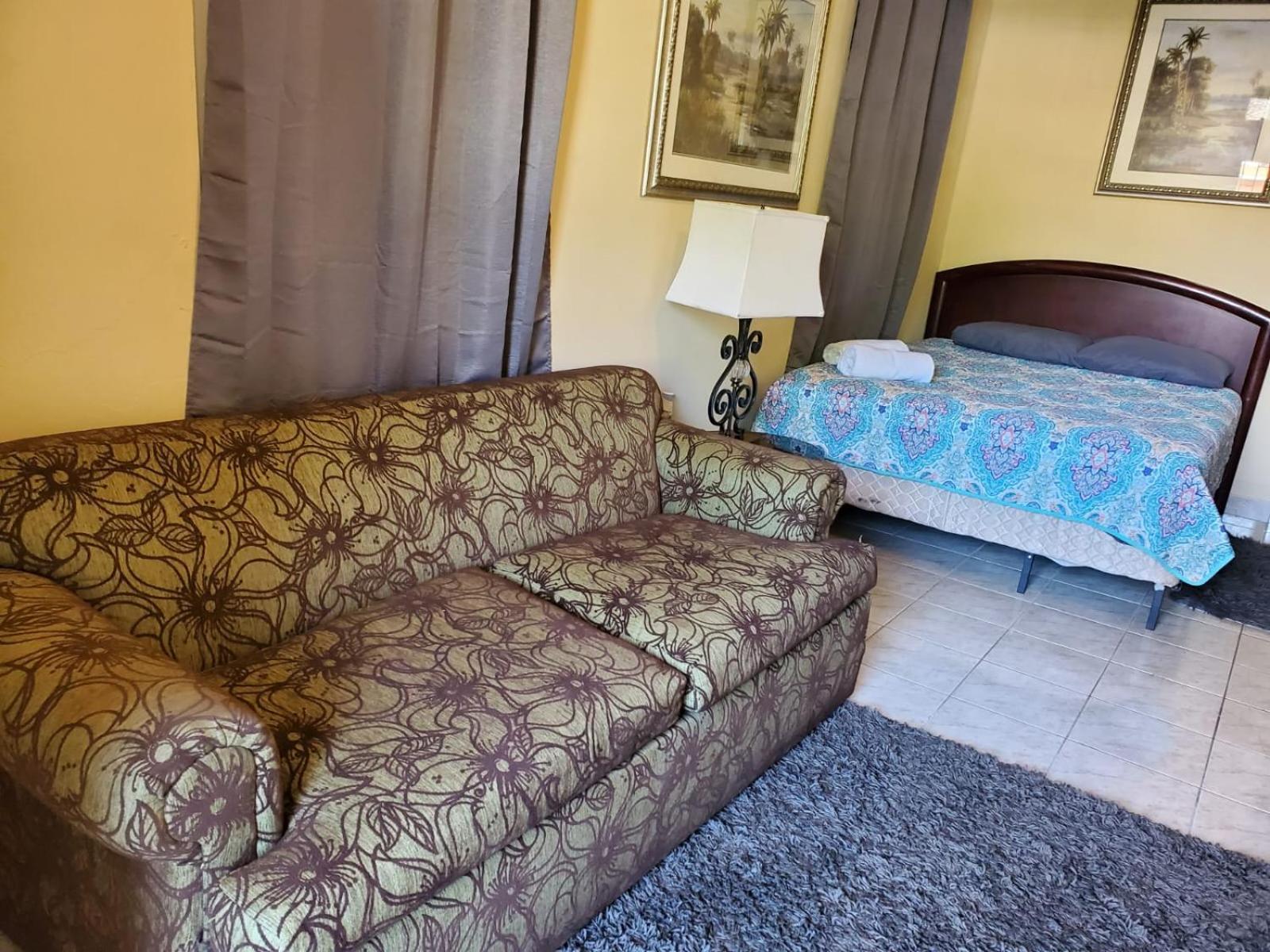 Apartment Del Valle Unit 2, Economical Large Near Beach, Sleeps Up To 4 *