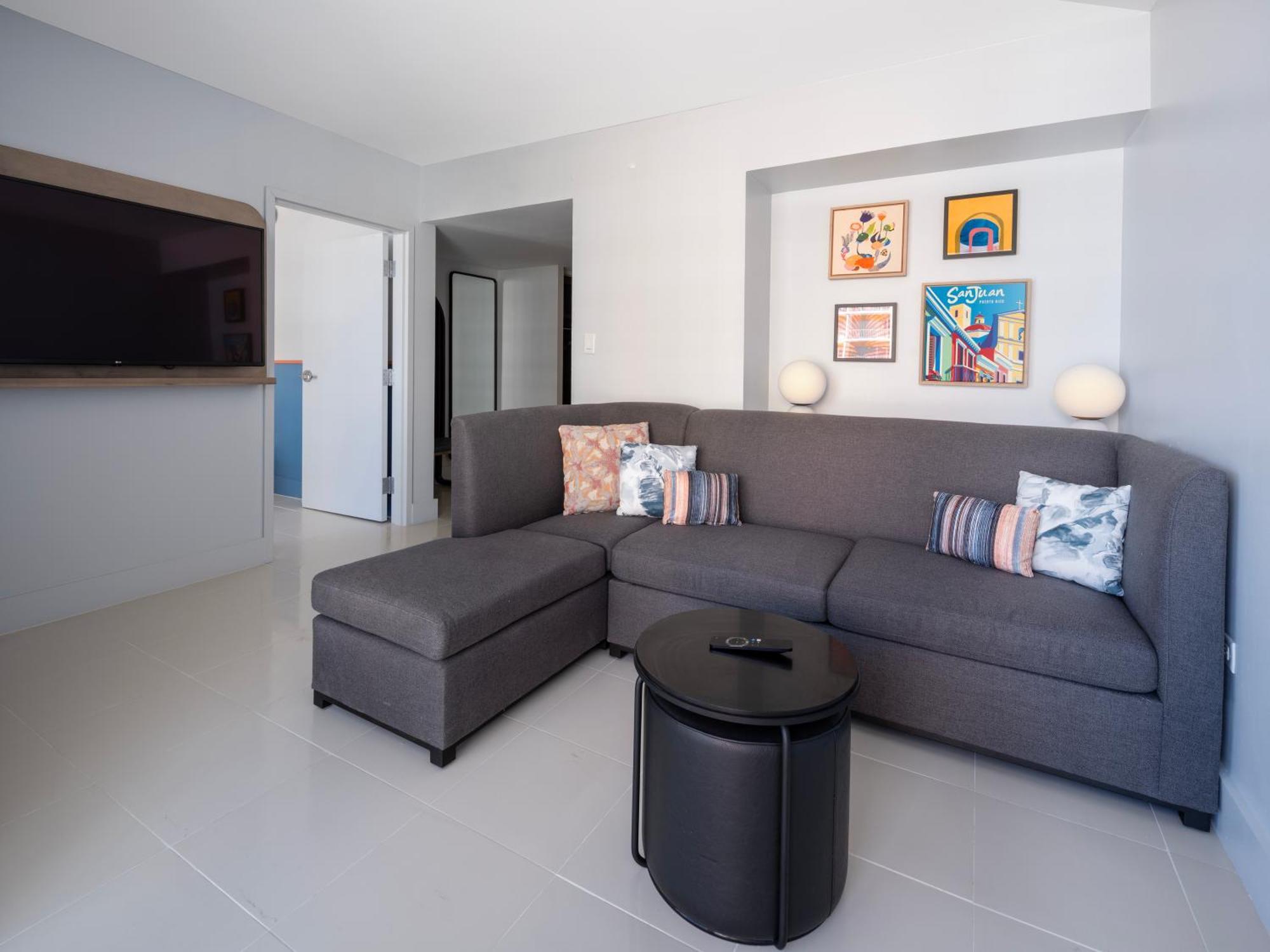 Hotel Hilton Garden Condado 4*