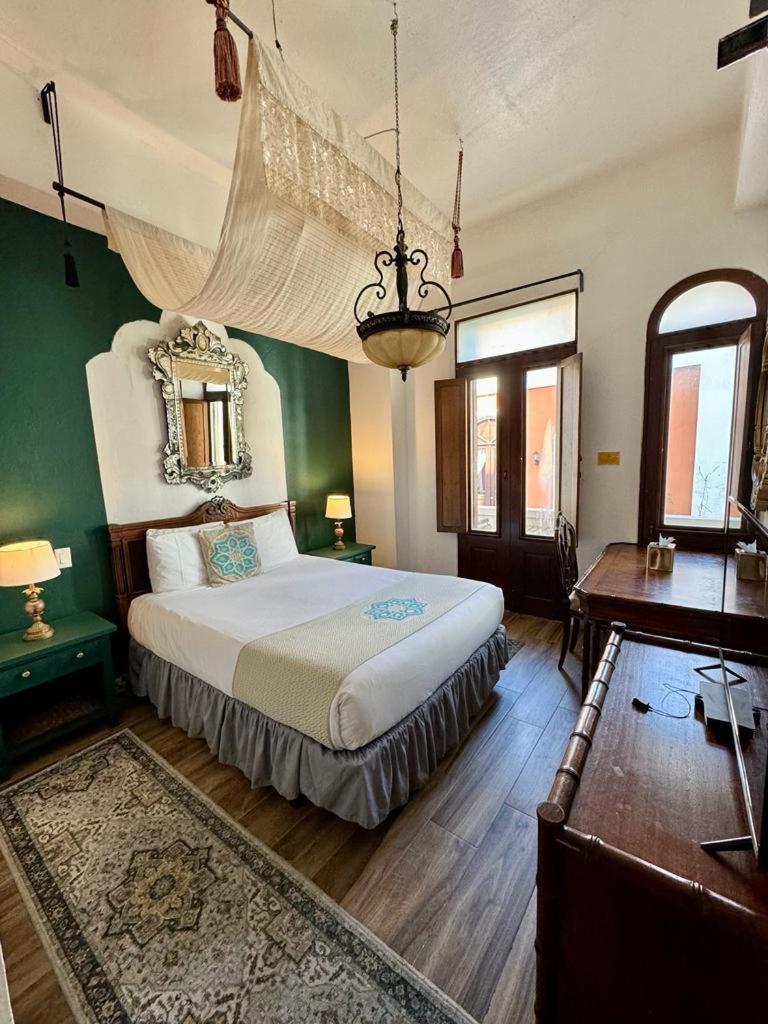 Hotel Casablanca 3*