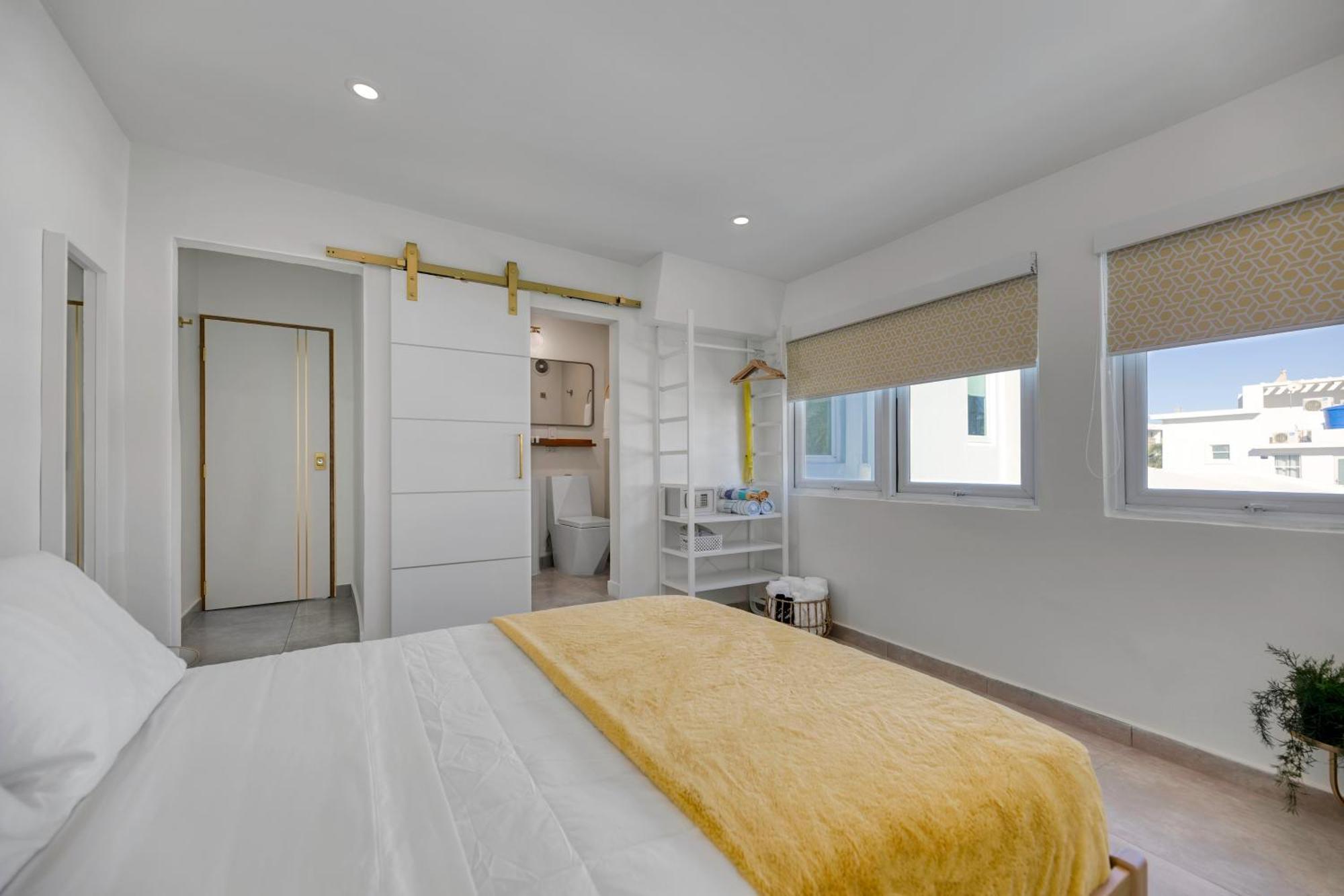 Apartment Entire - 7br Pool Sun Deck Ocean Park San Juan