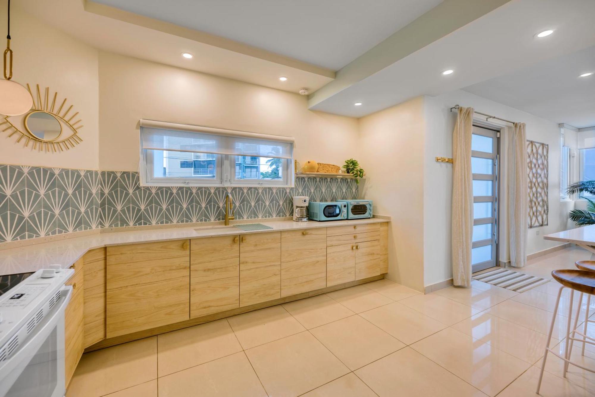Entire - 7br Pool Sun Deck Ocean Park Apartment San Juan