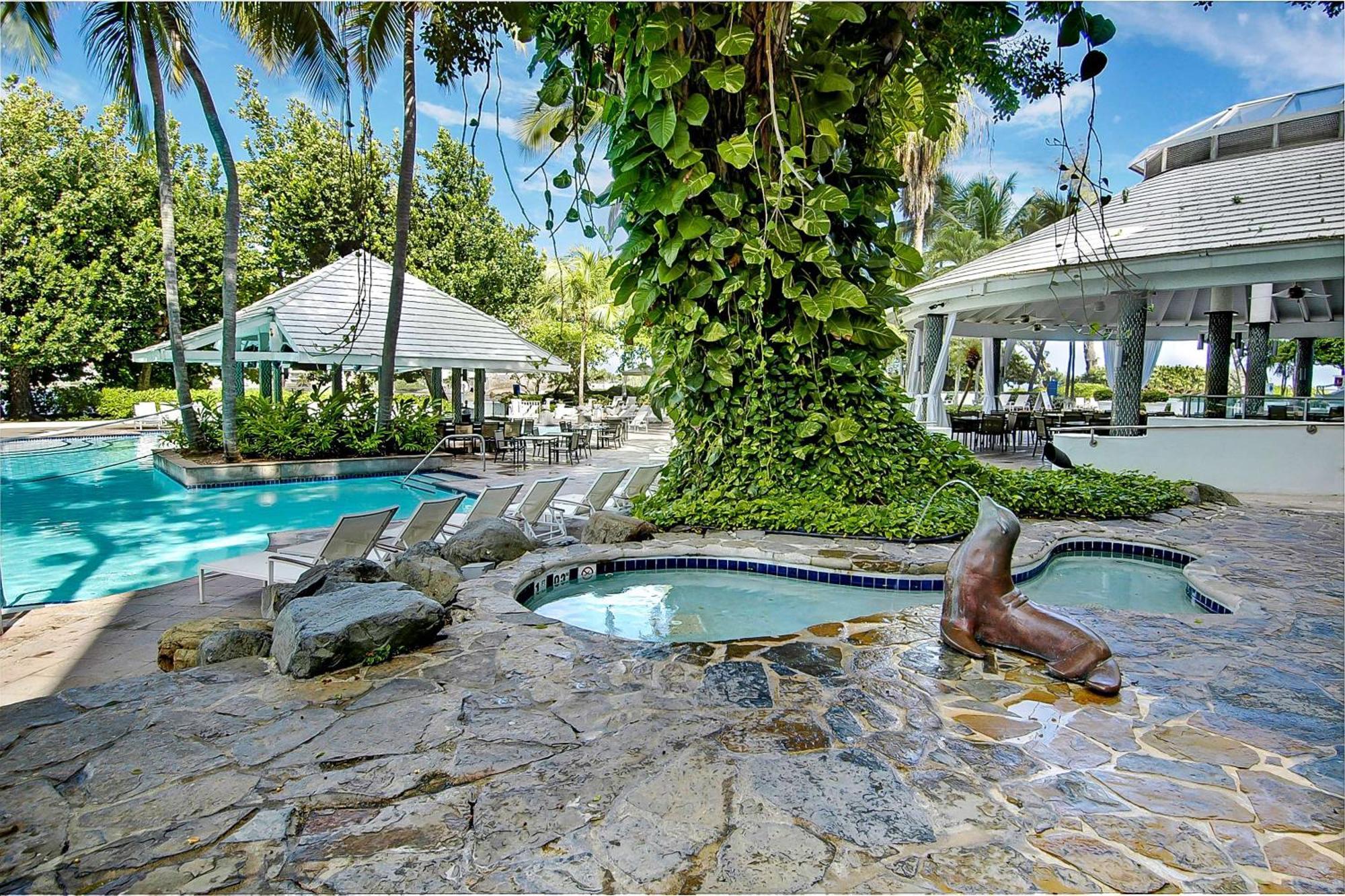 The Condado Plaza Resort 4*