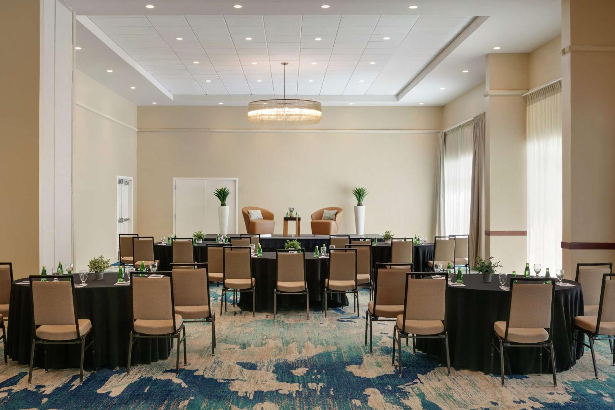 Embassy By Hilton - & Casino Resort San Juan