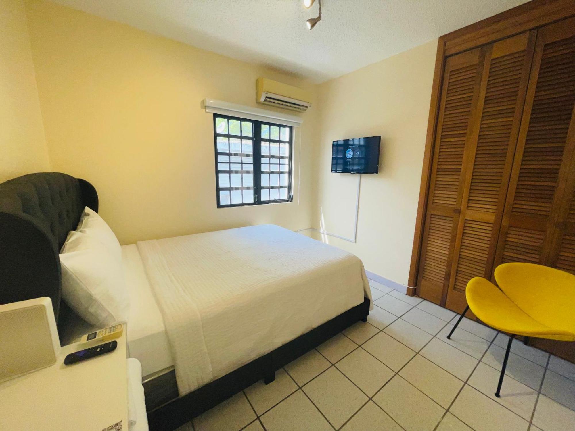 2bd 2bth In Unit 1 * San Juan