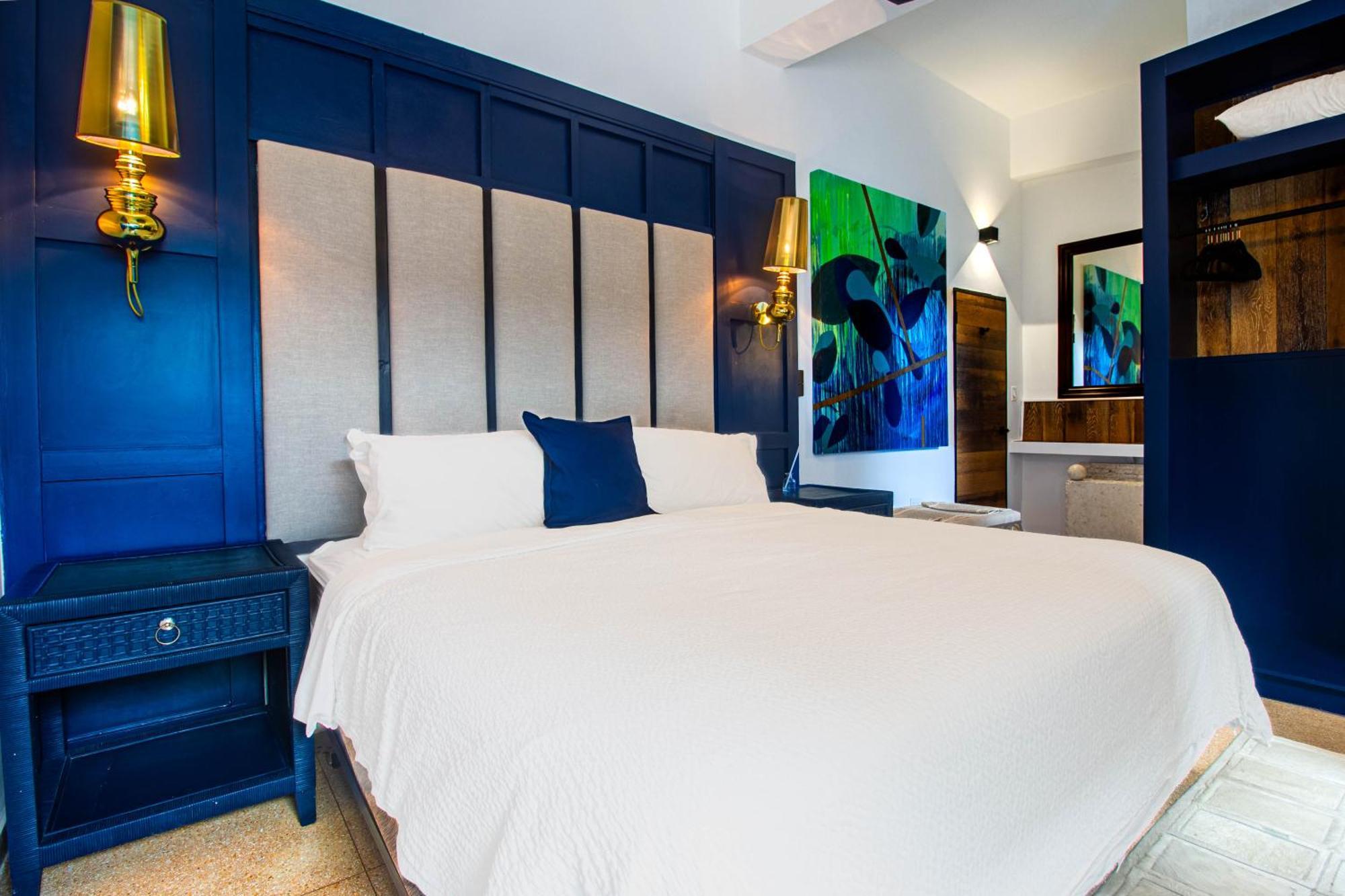 Azure Ocean Park's Seaside Luxe Retreat San Juan