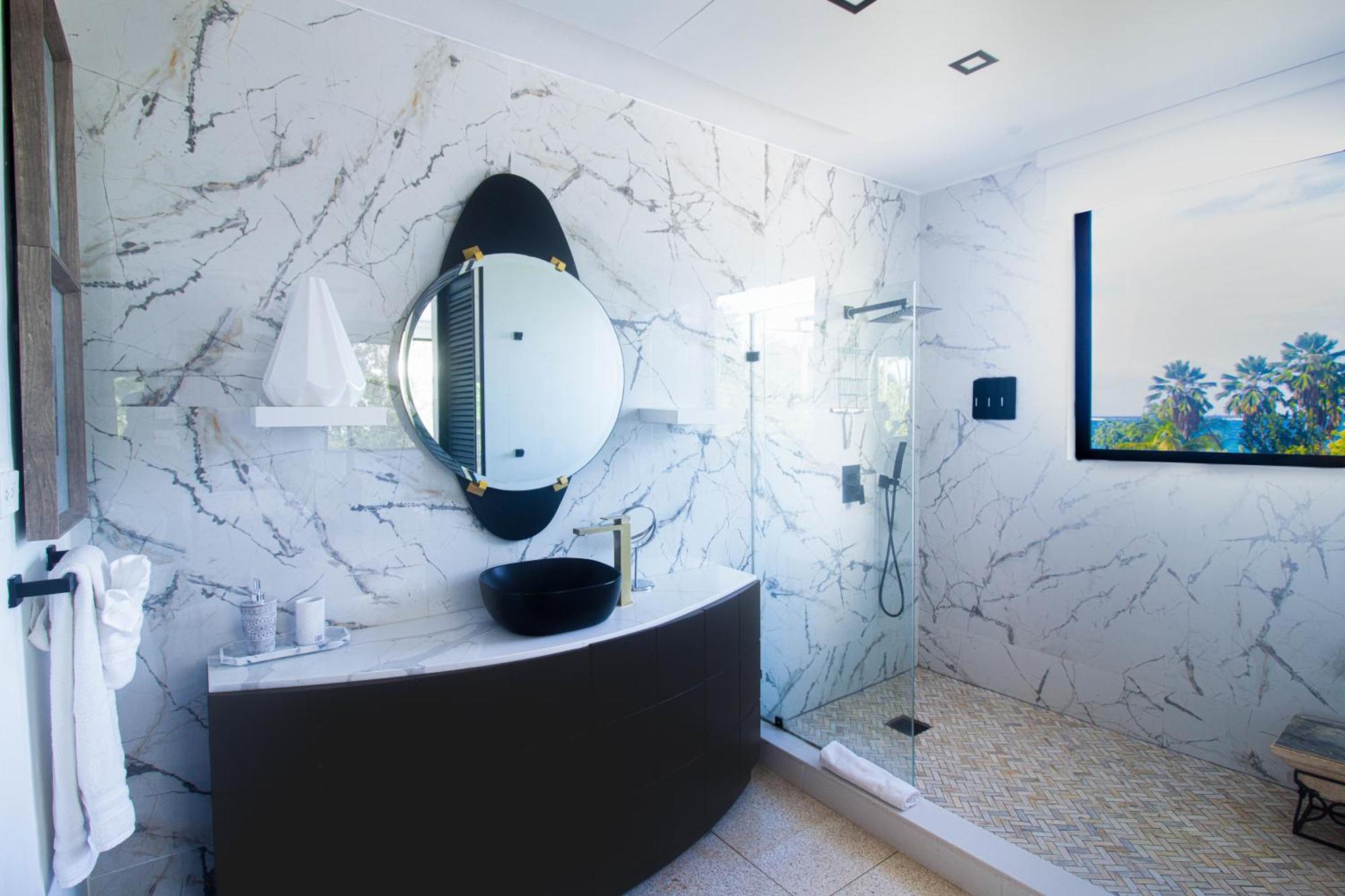 Azure Ocean Park's Seaside Luxe Retreat San Juan