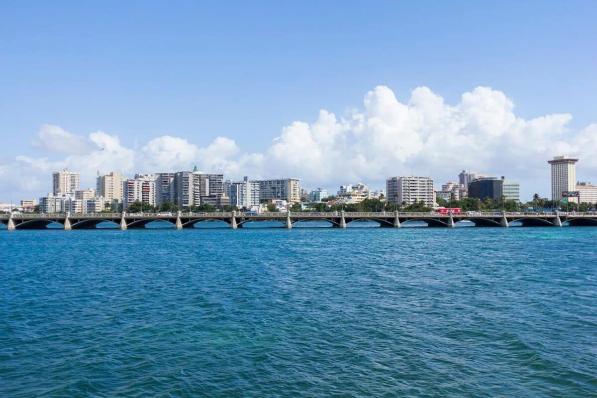 Inn San Cristobal Studio - Oceanfront In Trendy Condado Location *