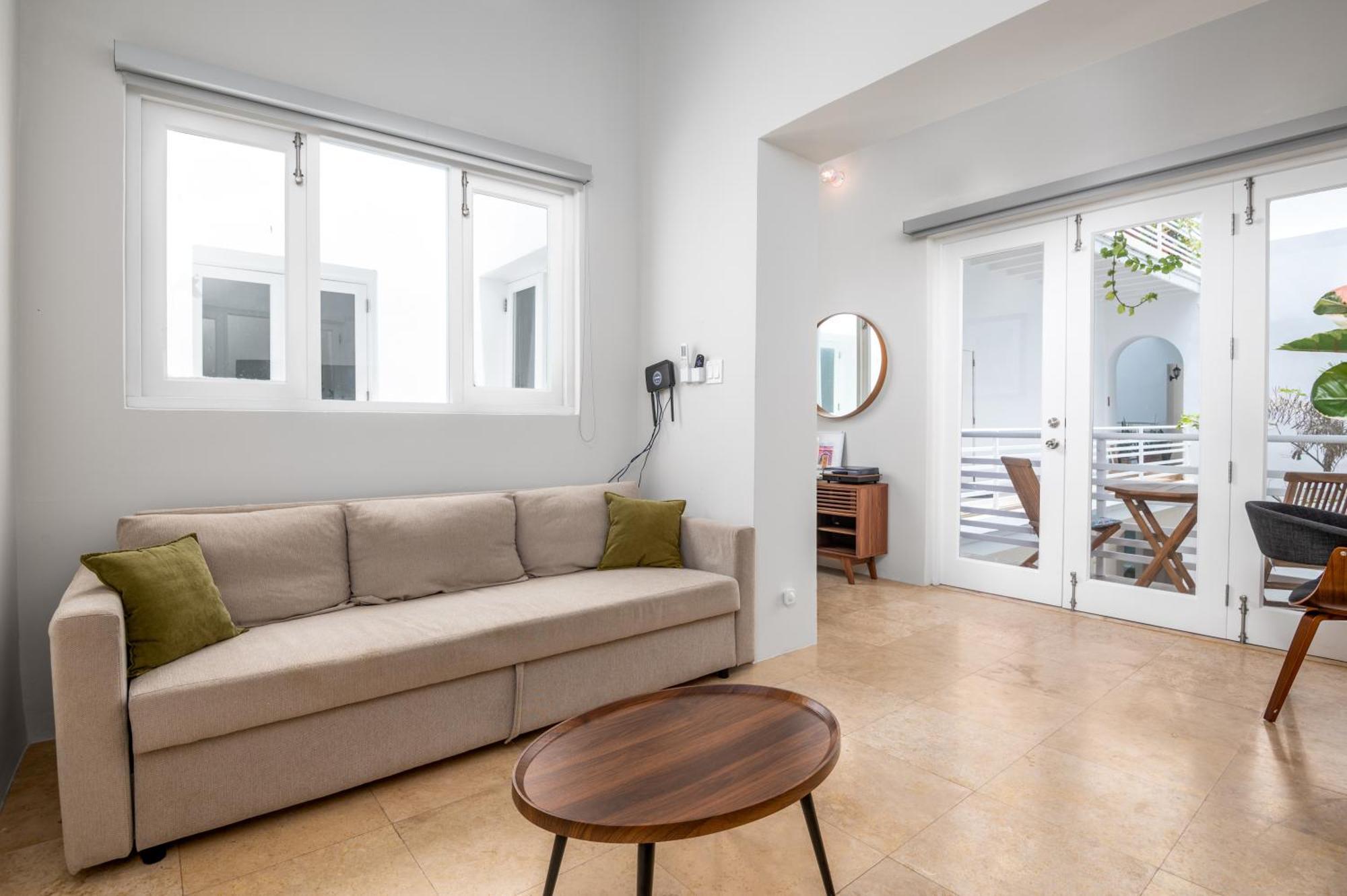 Apartment 2-br Centrally Located In Osj! *