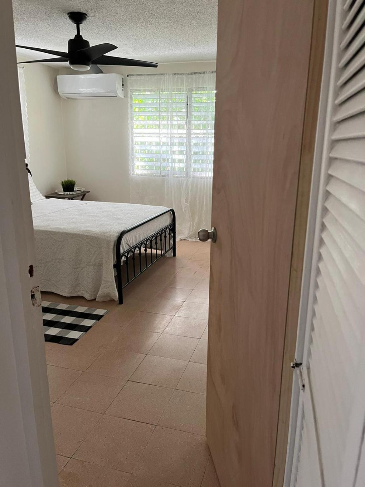 Private In Duplex 4 Bath Fq Beds 1-3ppl Homestay *