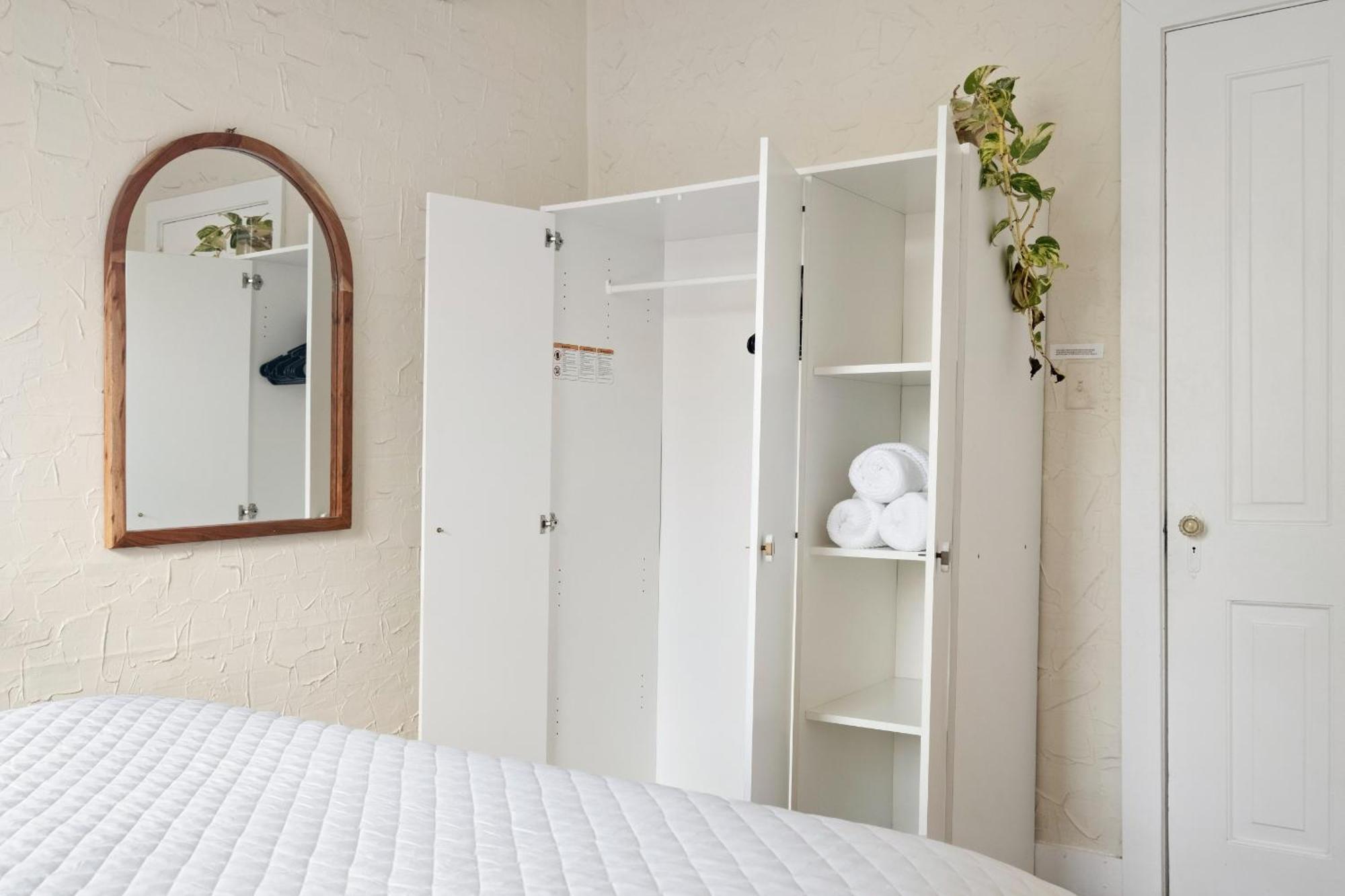 Multi-unit Beachside Complex For Up To 15 Guests Holiday home