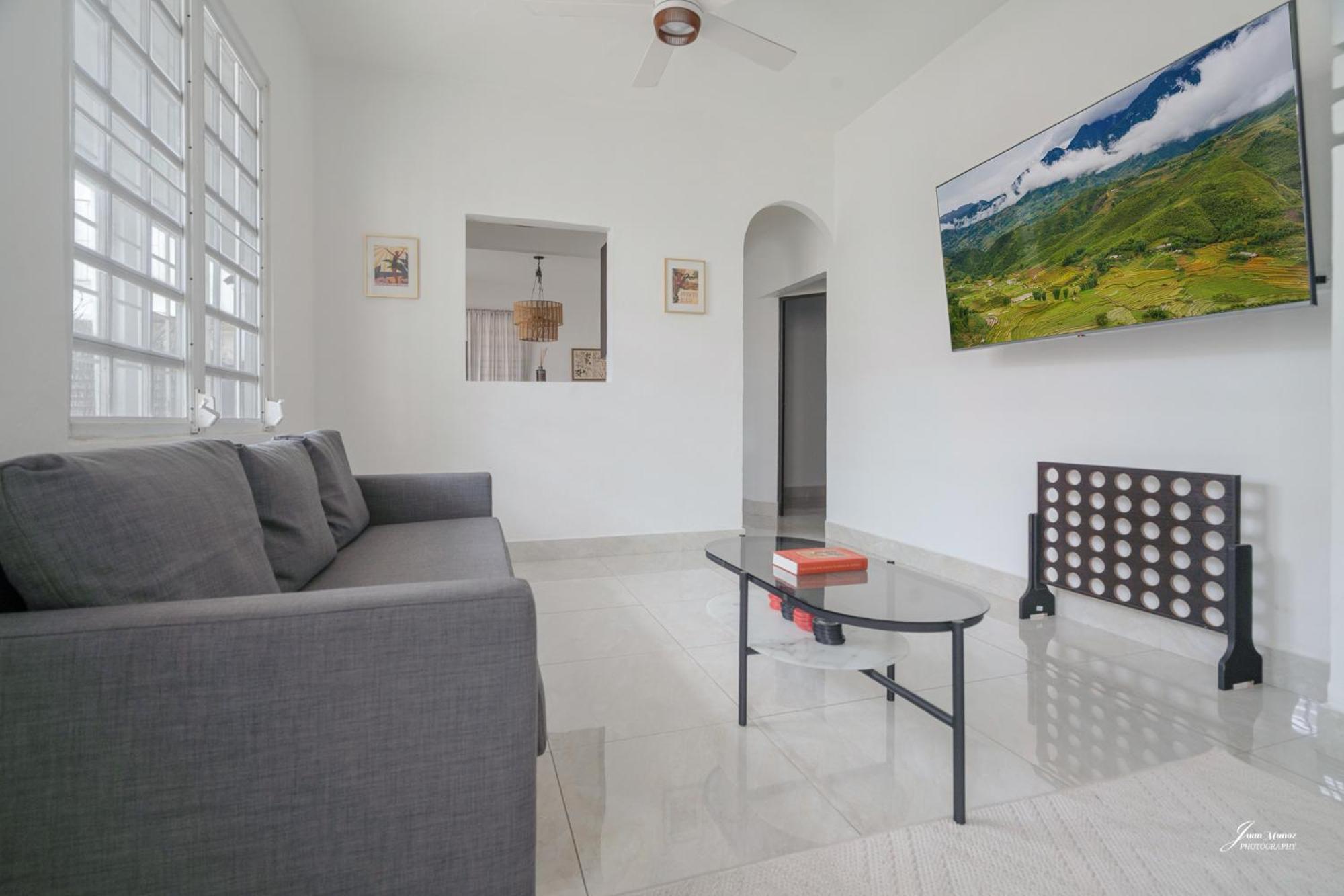 Villa Casa Blanca In , La Placita San Juan