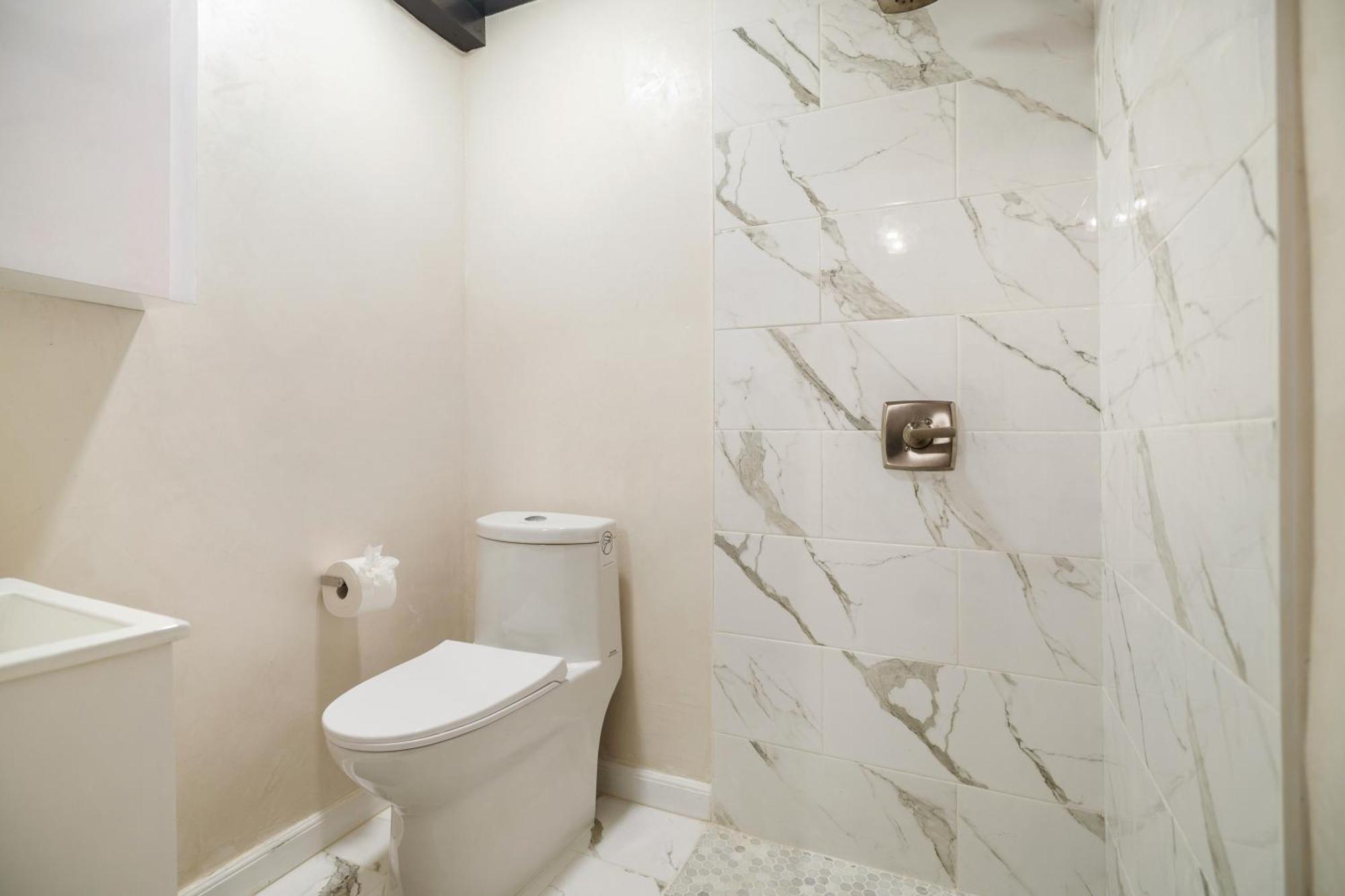 Hidden Gem Old Apartment San Juan