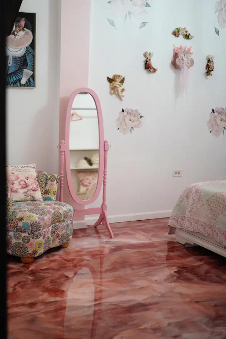 The & Vintage At Casa Of Essence In Heart Of Old Apartment