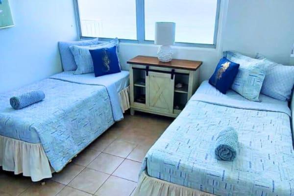 Apartment Luxury Beachfront With Pool And Beachview Balcony San Juan