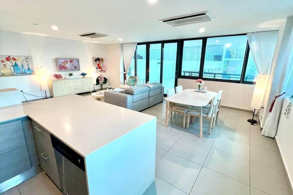 Apartment Modern 1250sqft Luxury At Ciudadela *