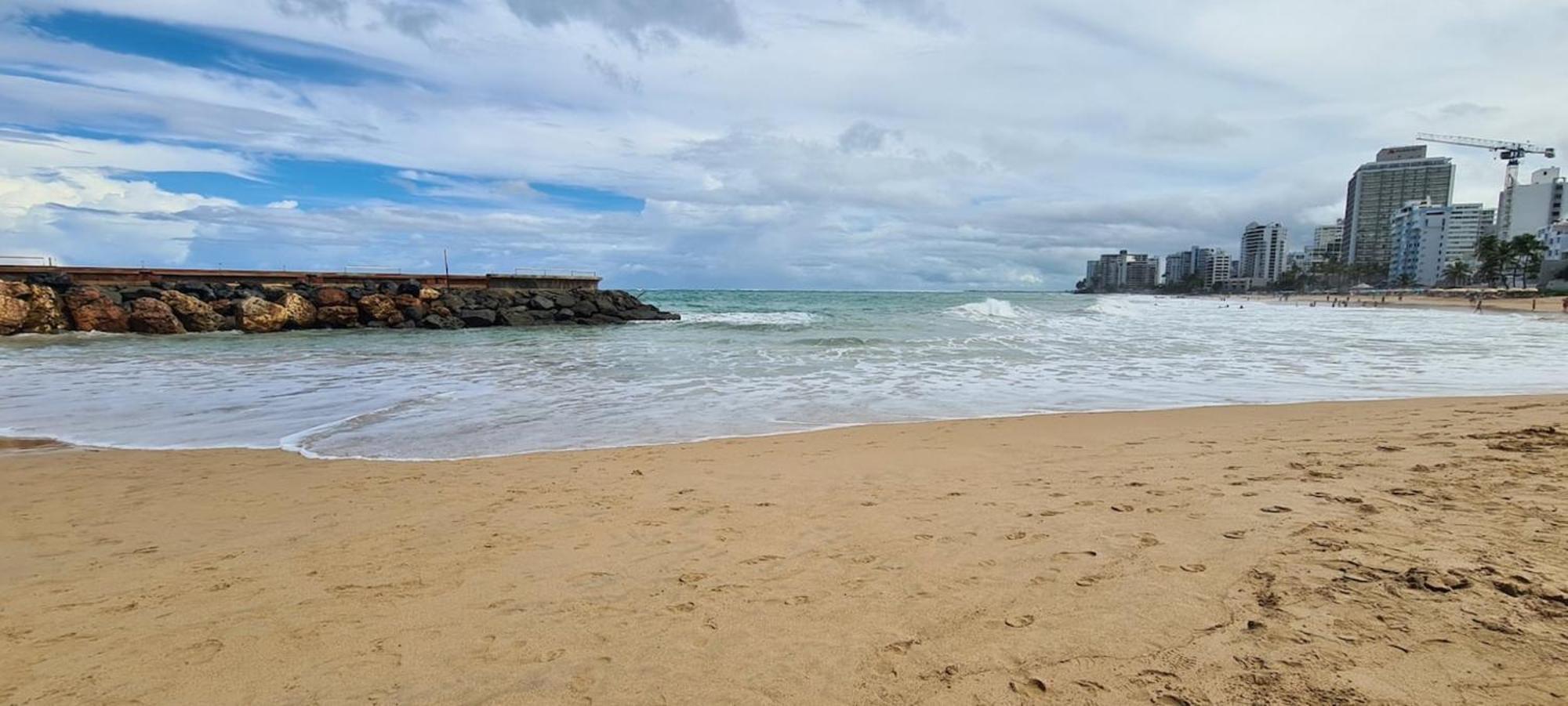 Condado Steps To The Beach, Vanderbilt & La Concha Apartment *