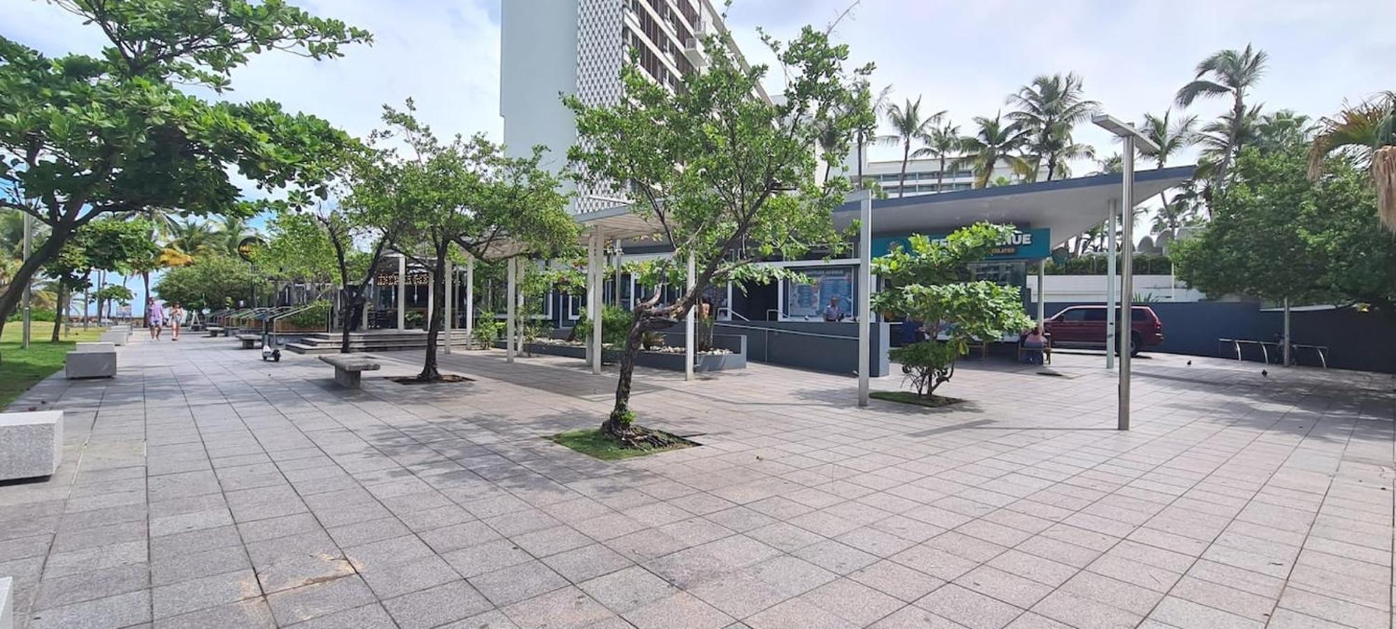 Apartment Condado Steps To The Beach, Vanderbilt & La Concha *