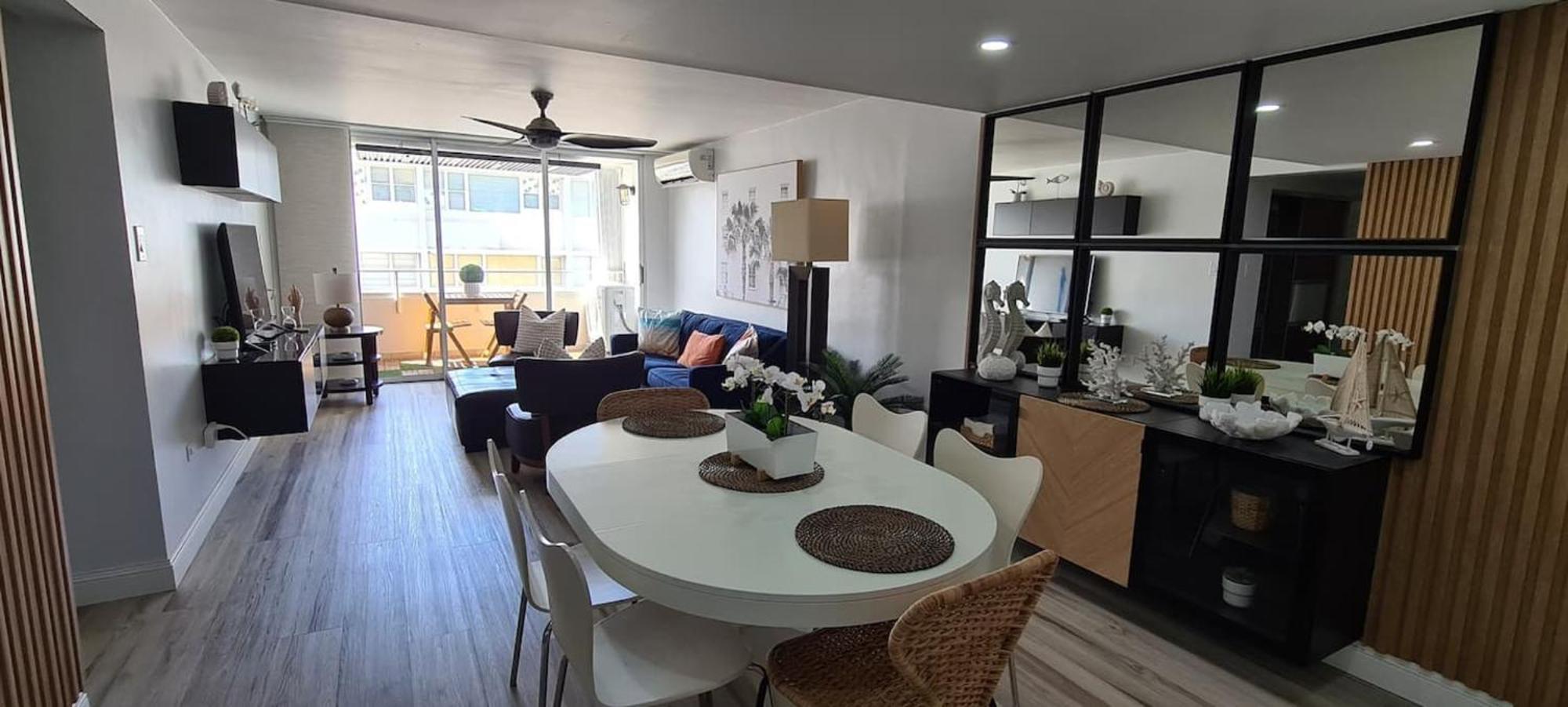 Condado Steps To The Beach, Vanderbilt & La Concha Apartment *