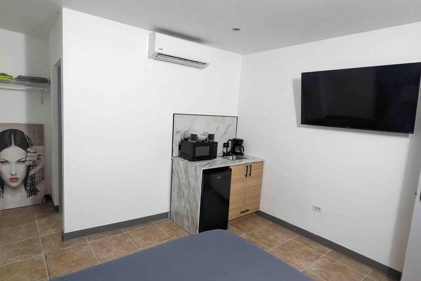 Santurce Studio- Newly Renovated 2