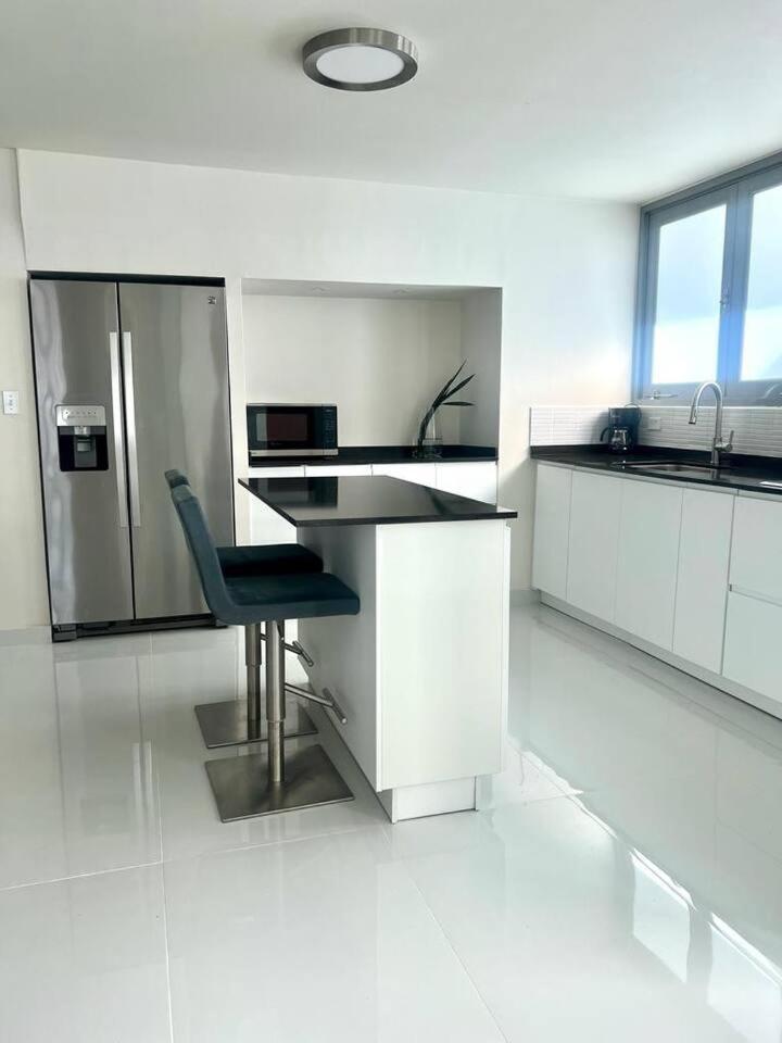 Tranquil Retreat Beautiful House * San Juan