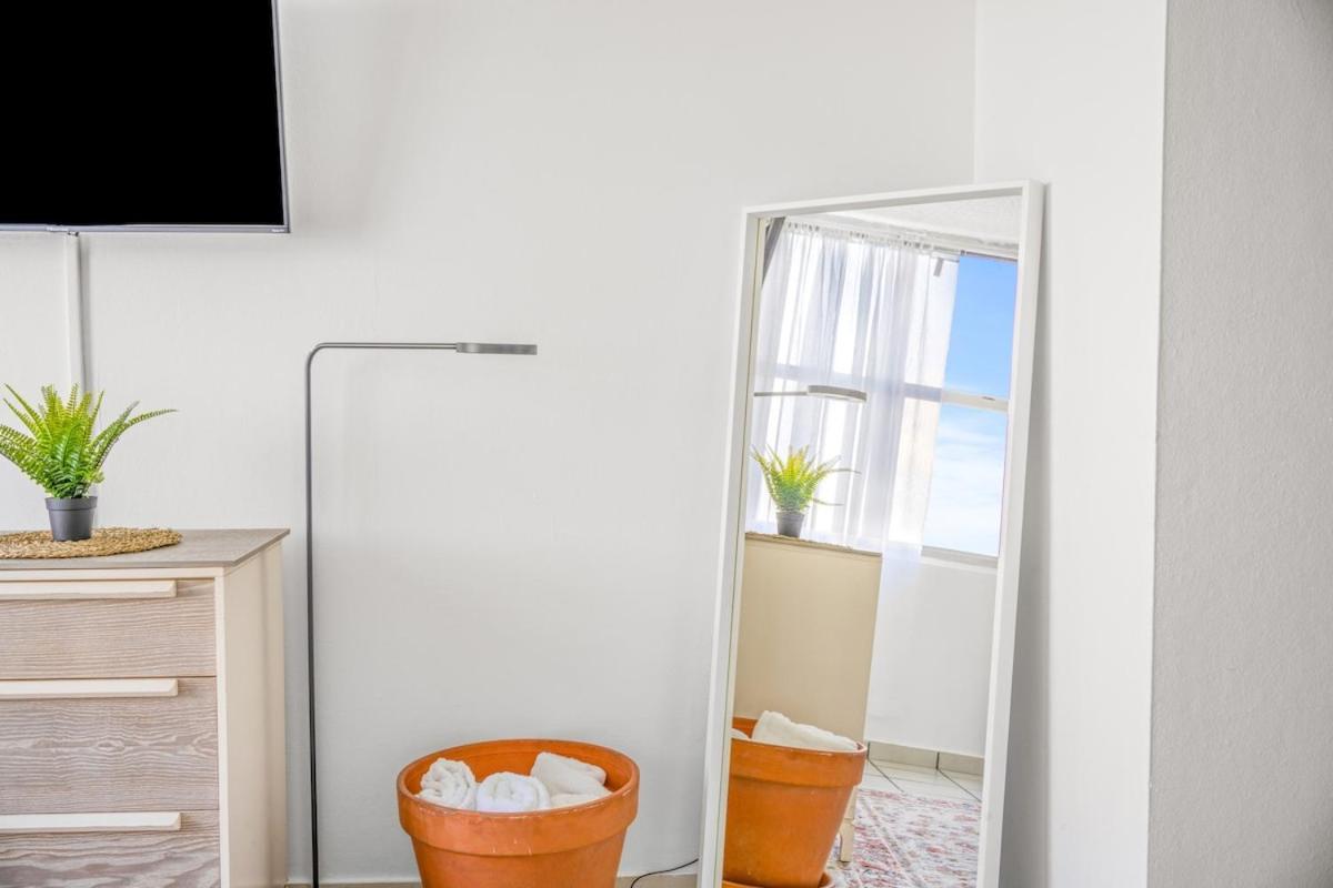 Apartment Beachfront Bohemian Escape