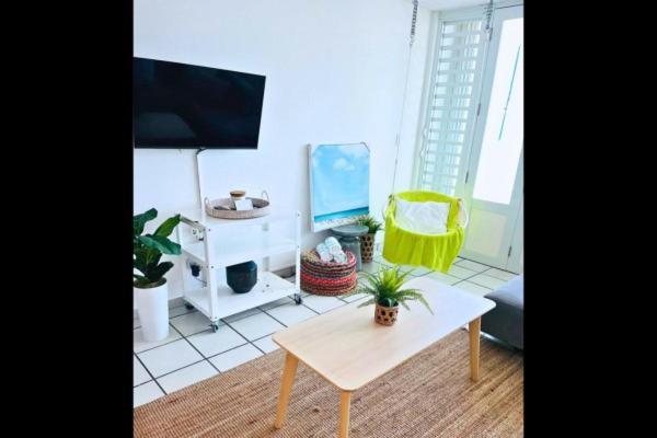 Apartment Beachfront Bohemian Escape *