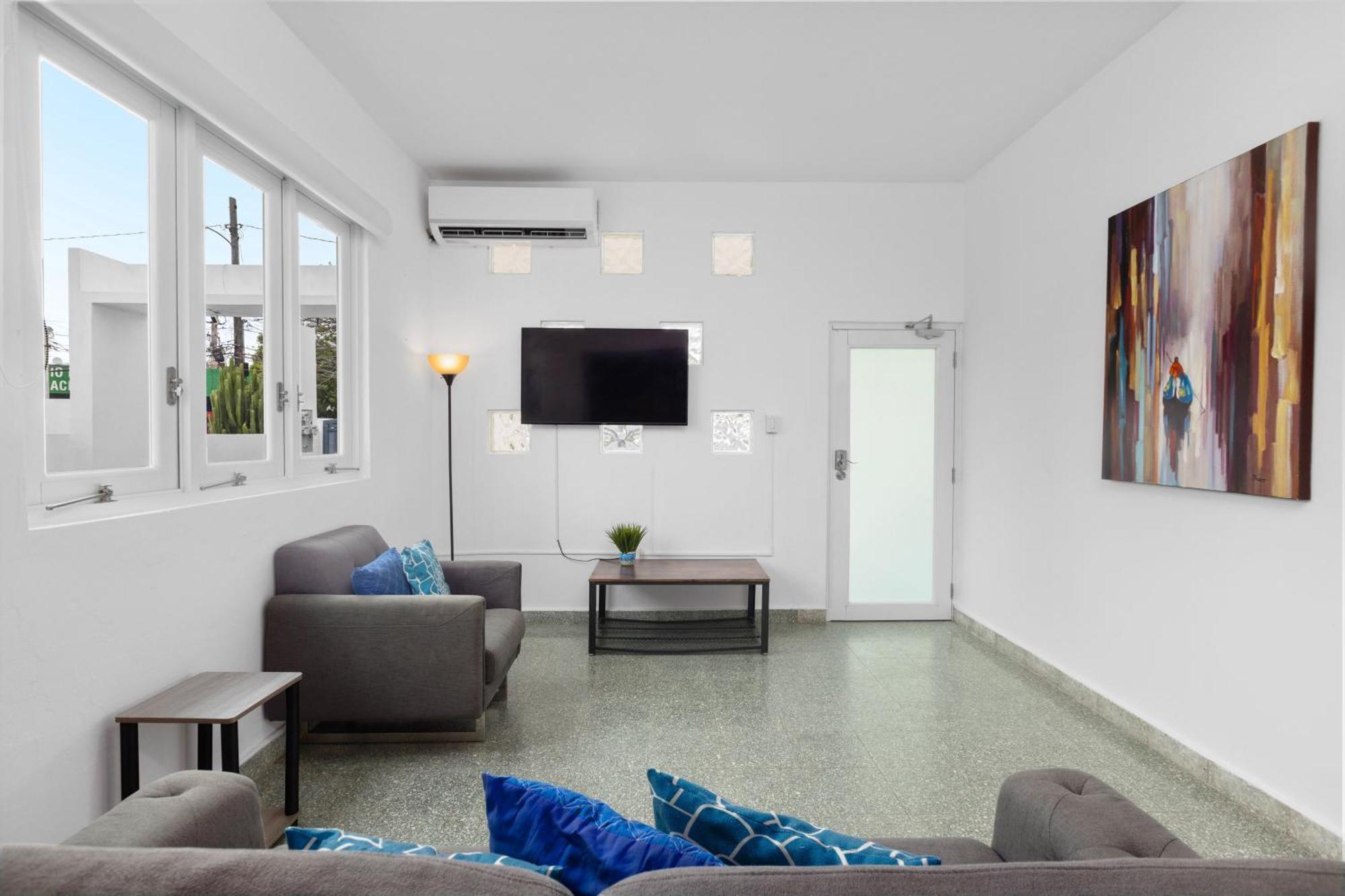 House With Pool Free Parking Apartment San Juan