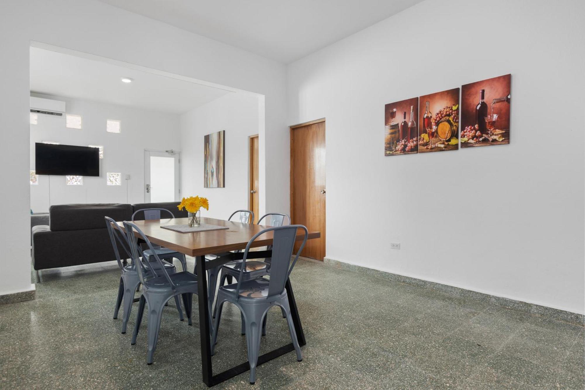 House With Pool Free Parking * San Juan