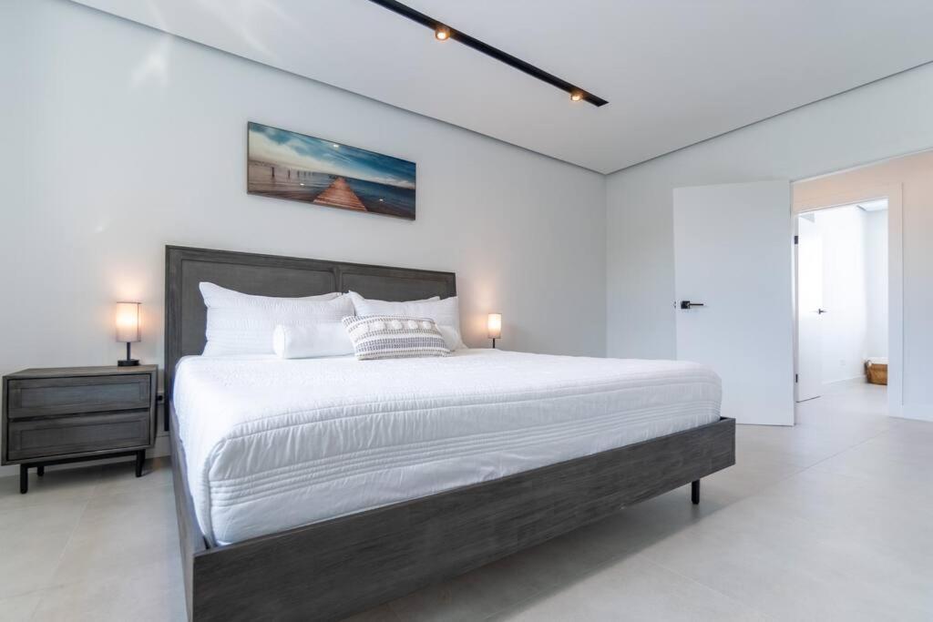 Apartment Emerald Haus 12bd 6bath Sleeps 26 People *