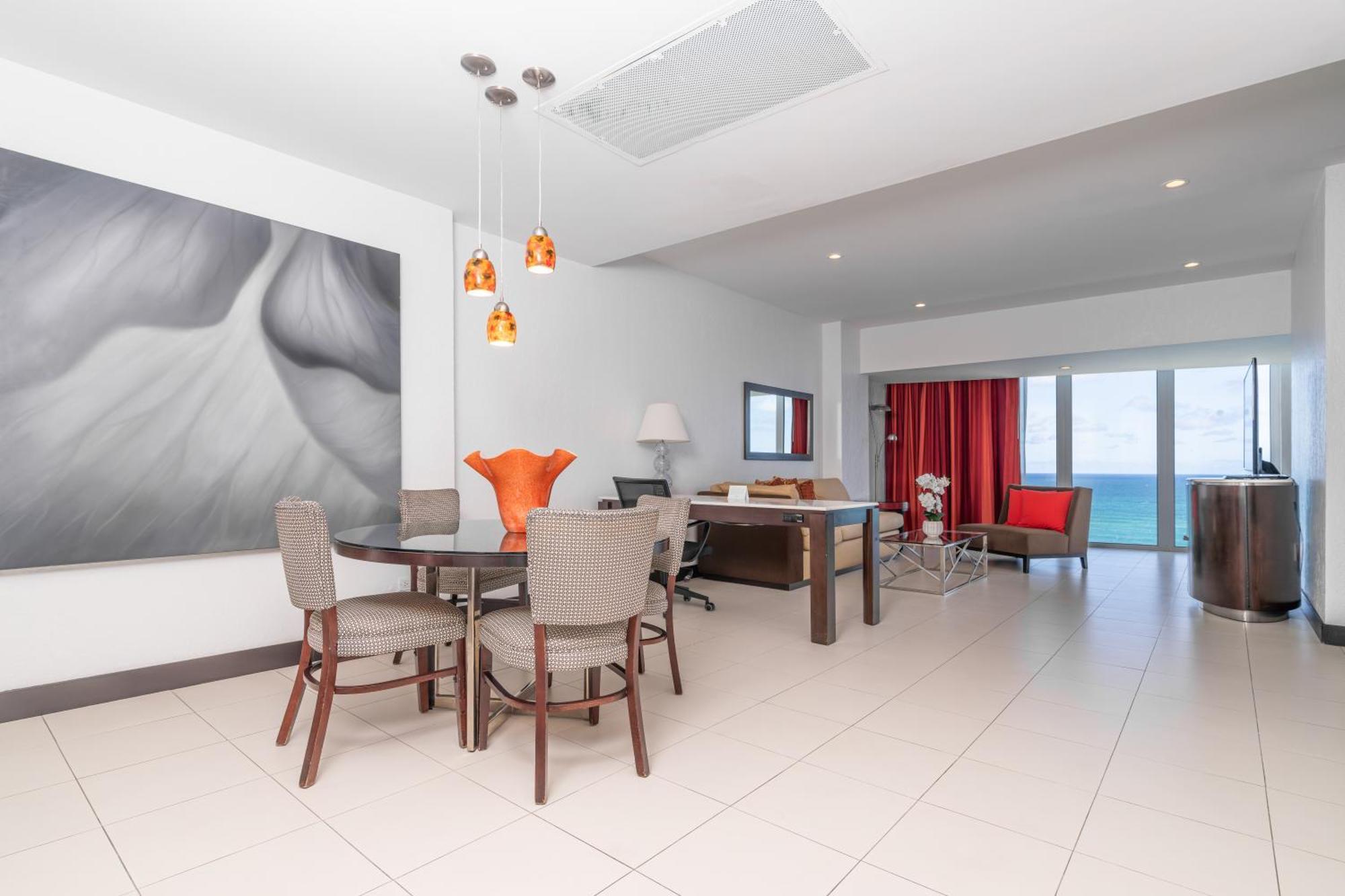 Resort The Condado Plaza 4*