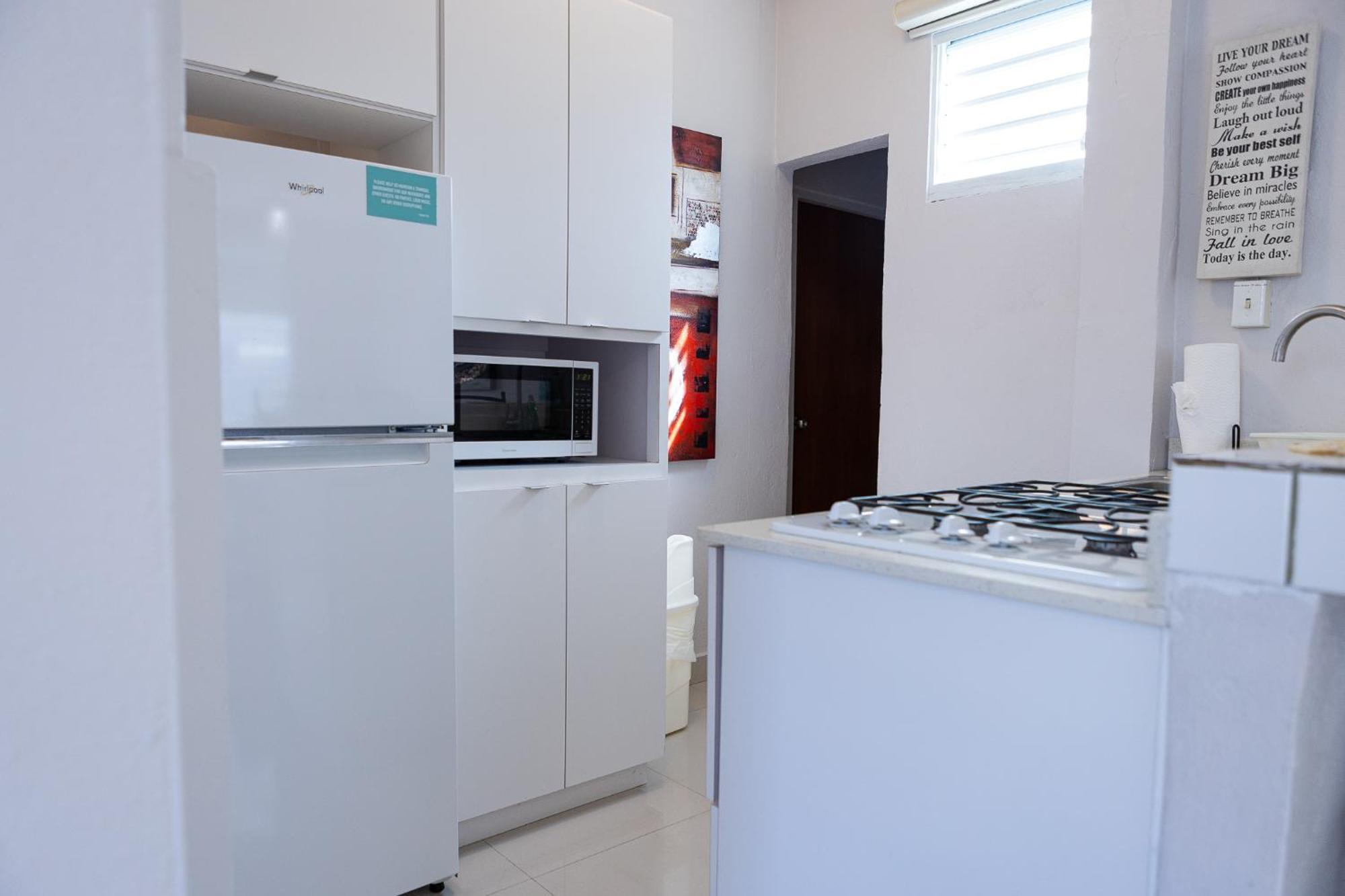 Apartment 202-beautiful Gem Near The With Free Parking *