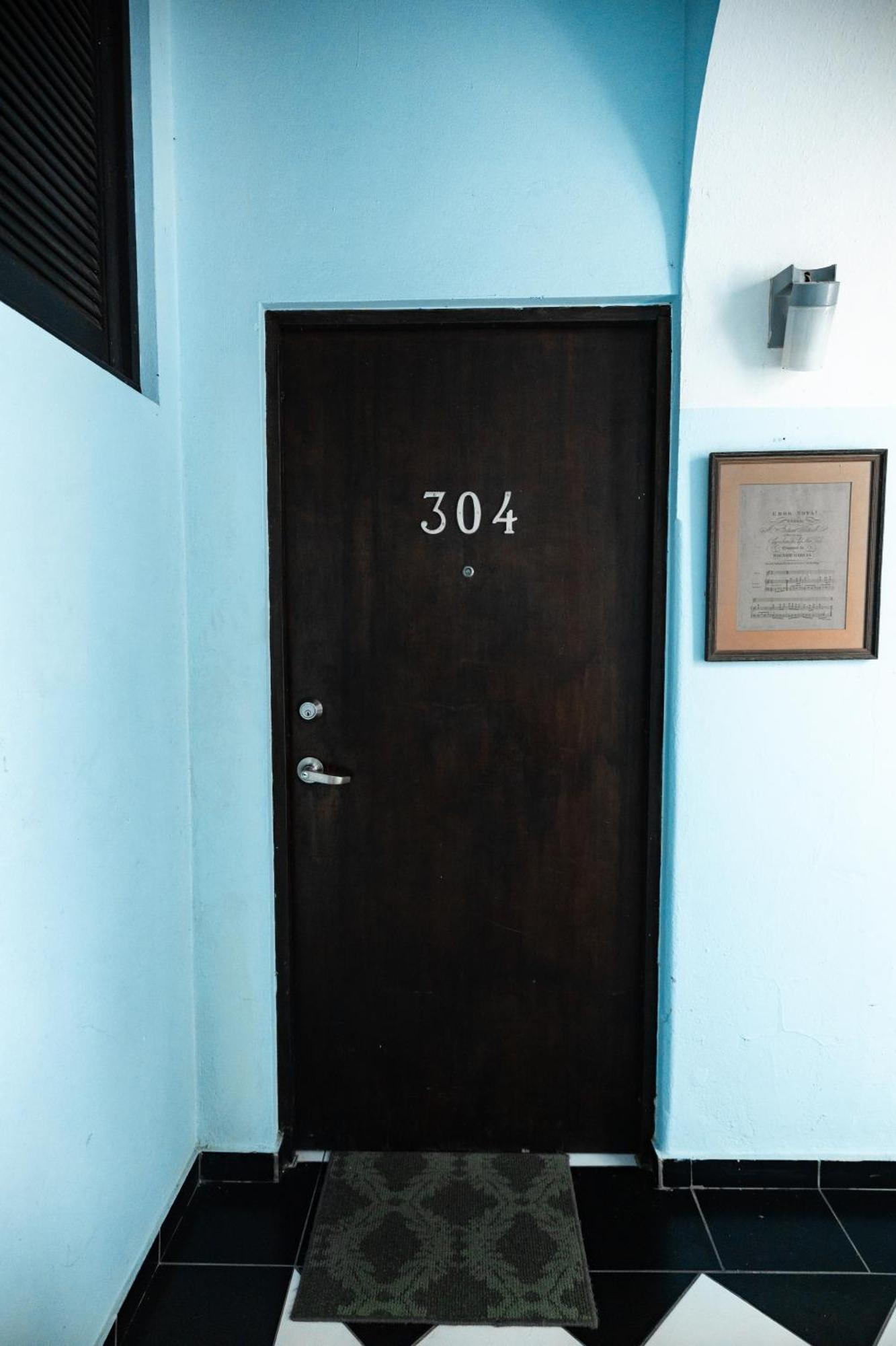 In The Heart Of Old By Otium Apartment *