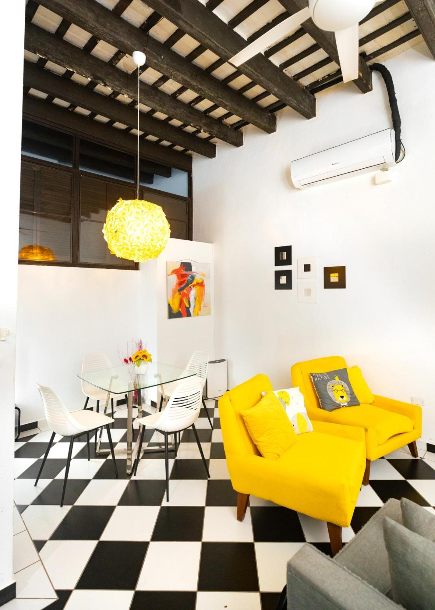 Apartment In The Heart Of Old By Otium *