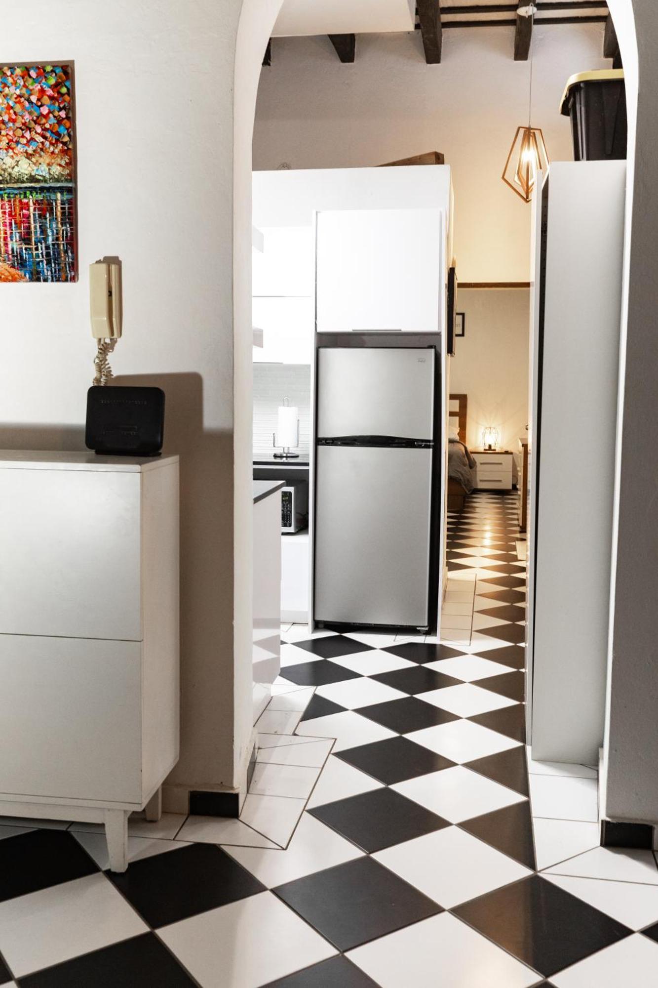 In The Heart Of Old By Otium Apartment *