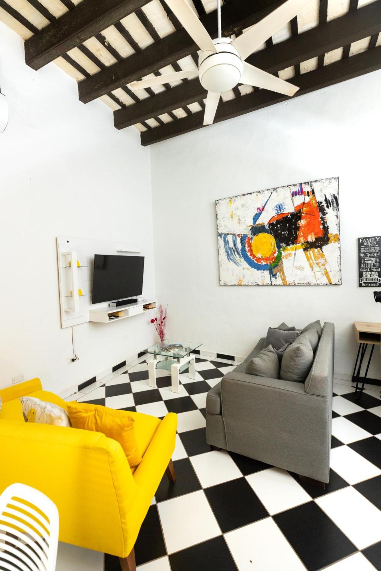 Apartment In The Heart Of Old By Otium