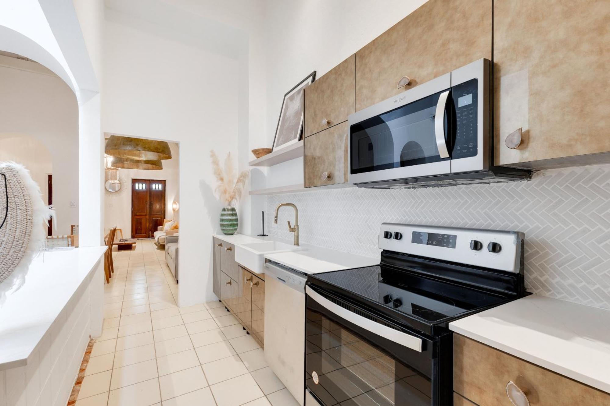 Spacious Colonial Gem With Artistic Flair Old San Juan
