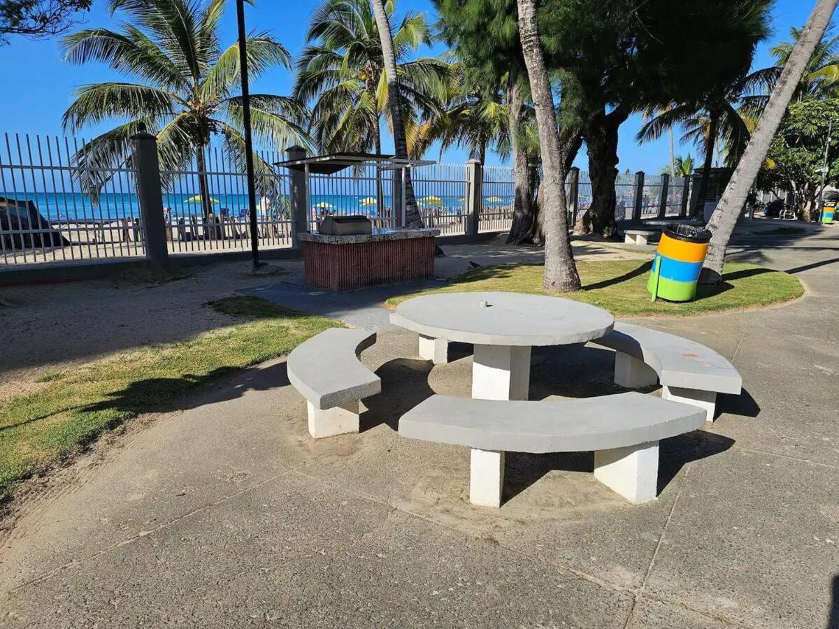 Steps From Foxwoods And Front Bliss- 24hrs Of Food And Fun Apartment San Juan