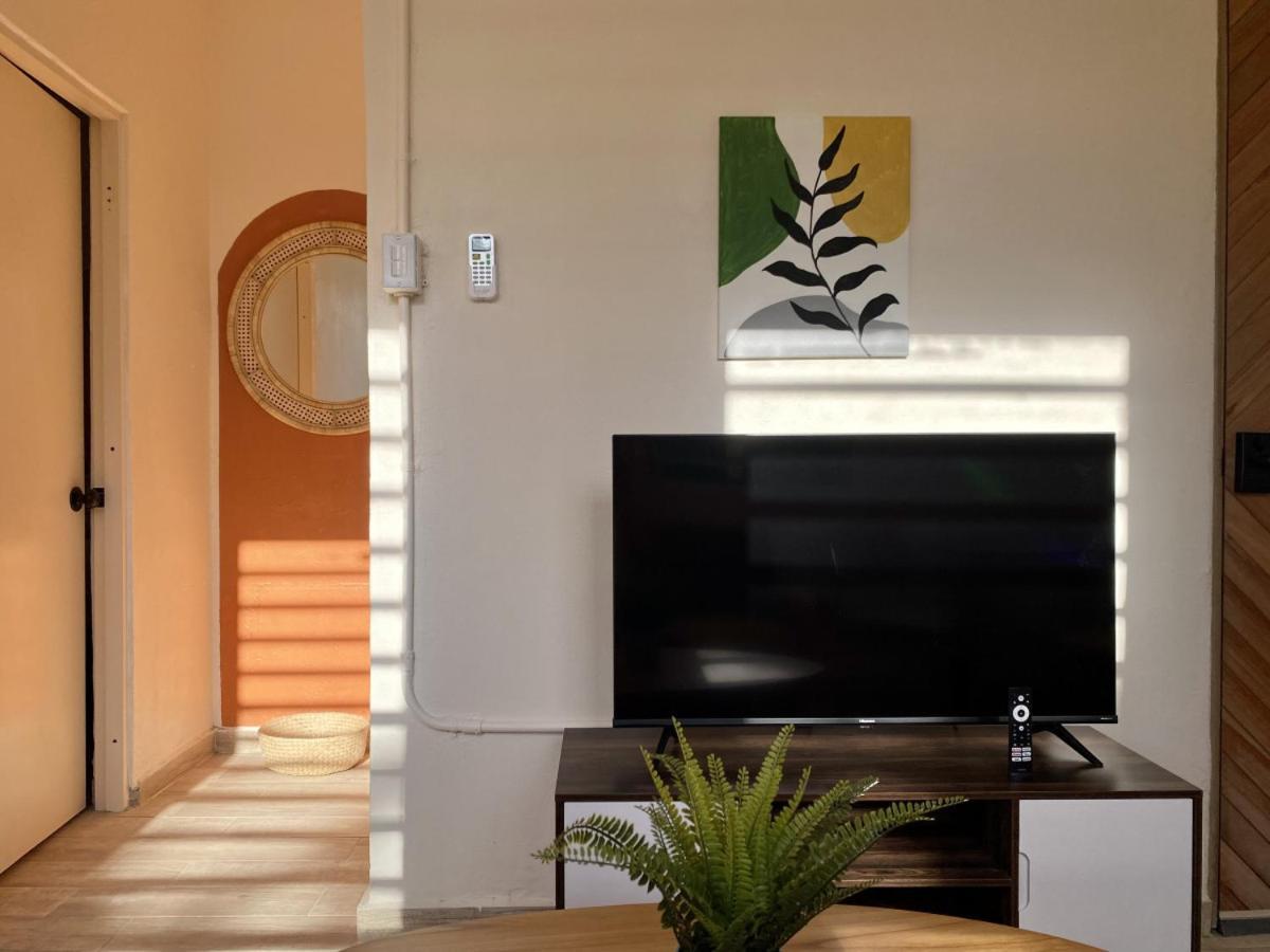 Chic And Centrally Located In Santurce With Parking 4 San Juan