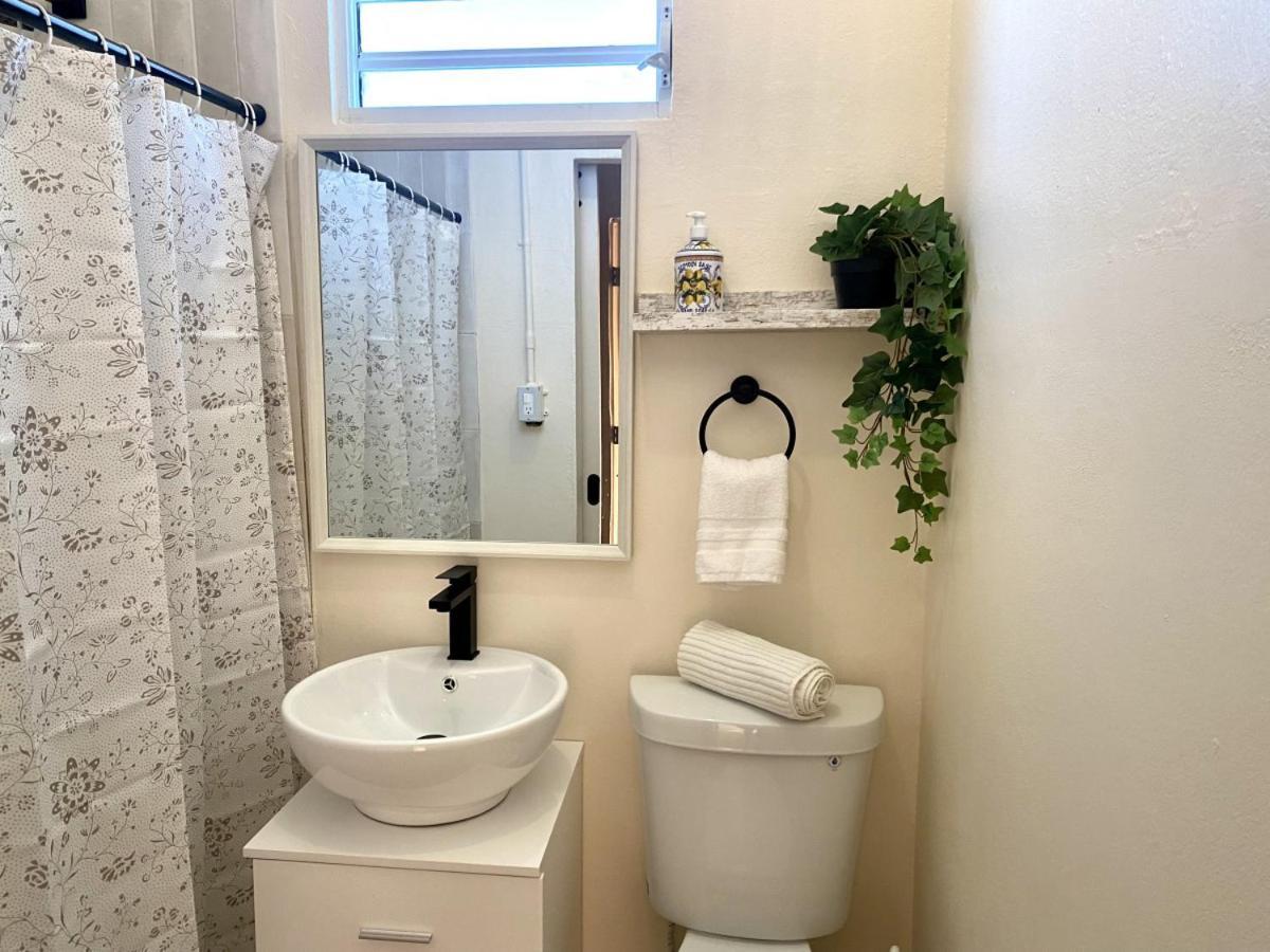 Chic And Centrally Located In Santurce With Parking 4 Apartment San Juan