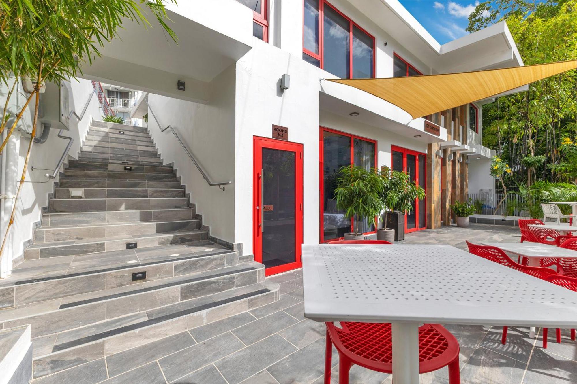 Inn Red Door San Juan