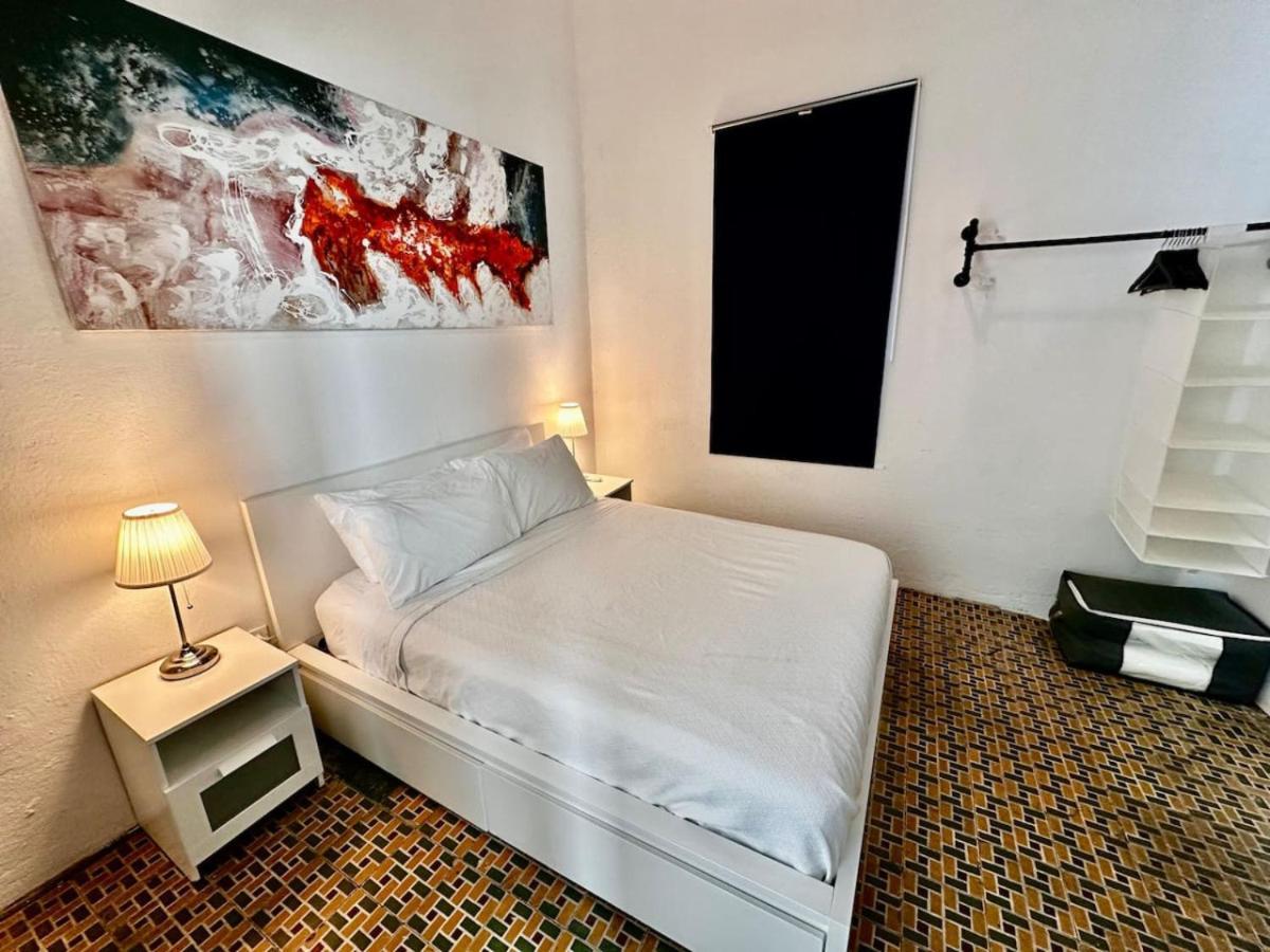 Beautiful Apt. In Nd1 *