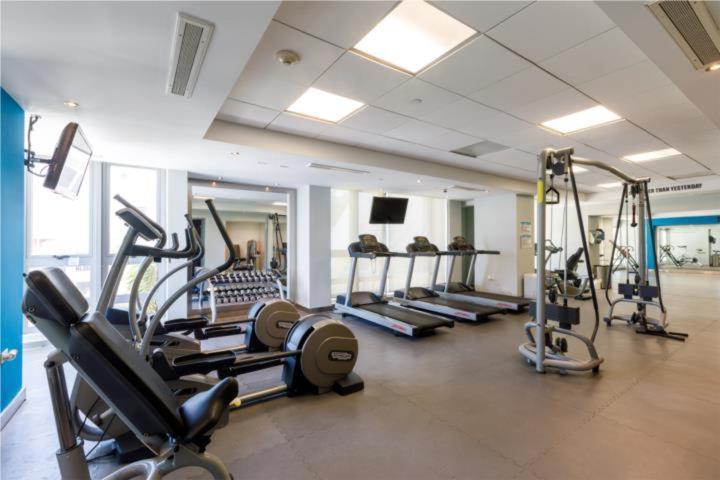 Spacious Loft-sea View By Here Pr Hotel *
